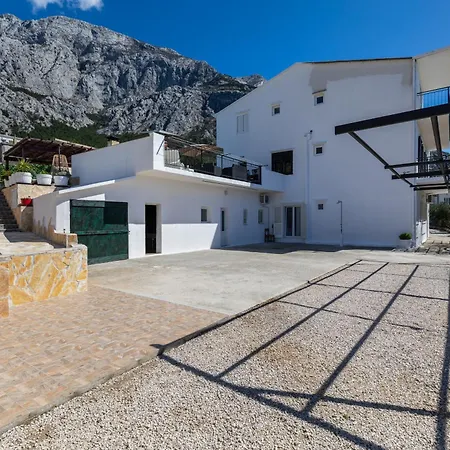 With Parking Space - 21823 Apartman Makarska